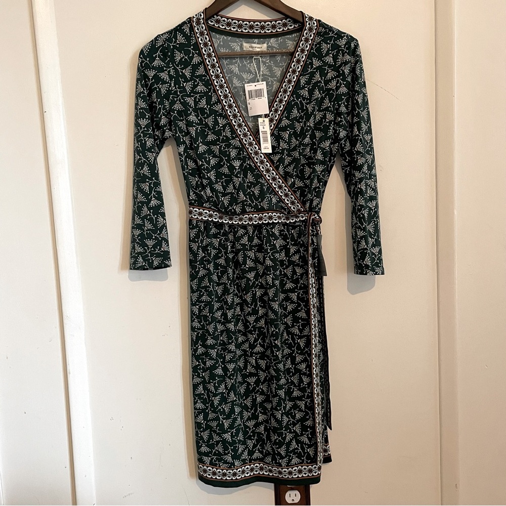 NWT Green floral Max Studio Faux Wrap Dress, Size S